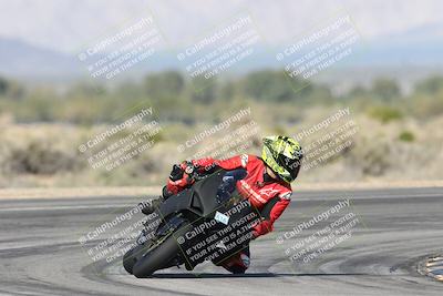 media/Jan-15-2026-Racers Edge (Thu) [[dfebeb70ab]]/2-A Group/Session 3 (Turn 16)/